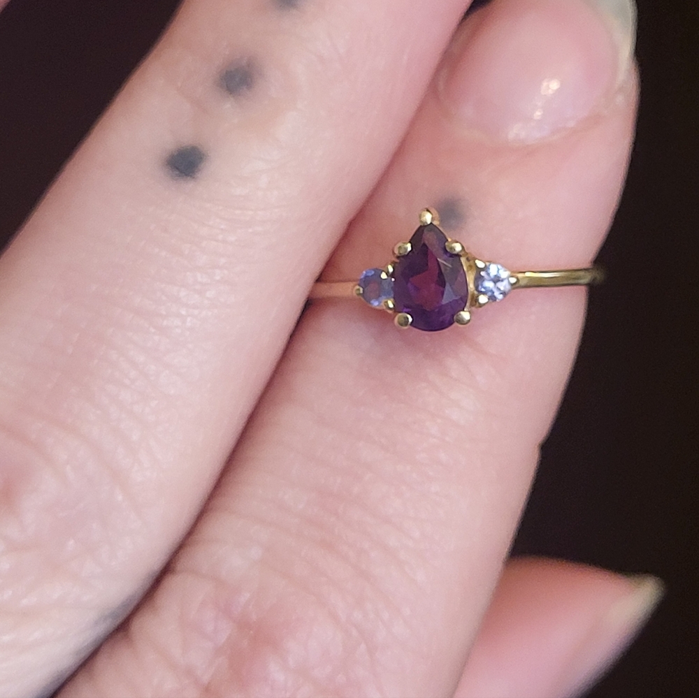 Liesel Love Pear Amethyst and Tanzanite 10k Gold Ring Size 5 - Picture 7 of 8